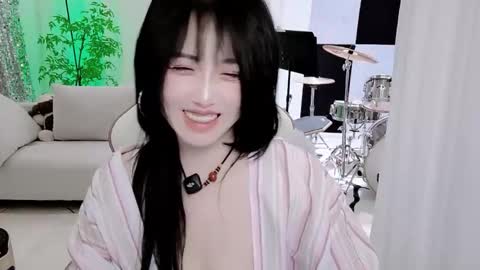 Snapshot of zhen0 chatting on 7, 11, 2025 zhen online show from 7, 11, 2025