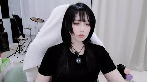 zhen online show from 17, 5, 2026