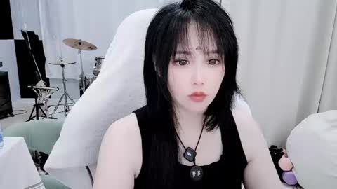 zhen online show from 25, 7, 2026