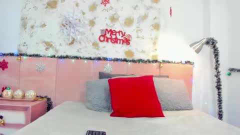 Snapshot of zhiratowers chatting on 7, 12, 2024 zahira online show from 7, 12, 2024