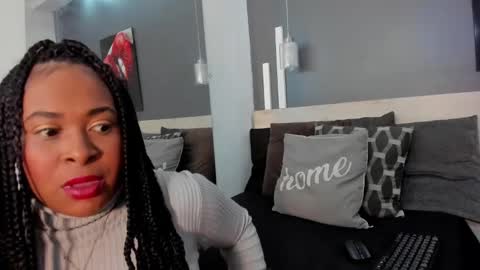 Snapshot of zhiratowers chatting on 16, 1, 2025 zahira online show from 16, 1, 2025