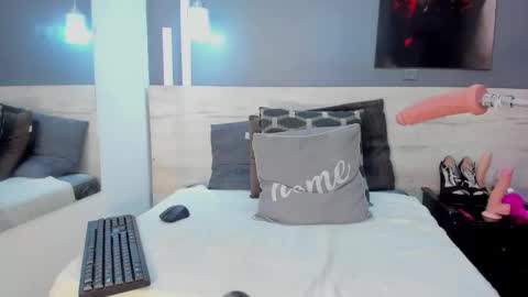 Snapshot of zhiratowers chatting on 28, 1, 2025 zahira online show from 28, 1, 2025