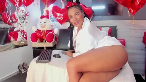 Snapshot of zhiratowers chatting on 15, 2, 2025 zahira online show from 15, 2, 2025