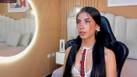 Snapshot of zia_cooper chatting on 2, 3, 2025 ZIA online show from 2, 3, 2025