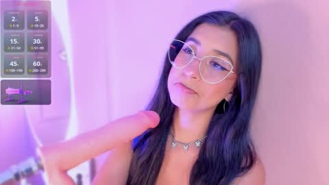 Snapshot of zia_cooper chatting on 4, 11, 2025 ZIA online show from 4, 11, 2025