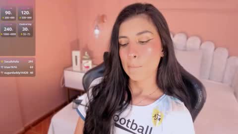 Snapshot of zia_cooper chatting on 27, 11, 2025 ZIA online show from 27, 11, 2025