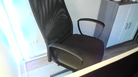 ziemlichflutschig online show from 18, 1, 2026