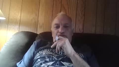 Snapshot of ziggy454 chatting on 9, 11, 2025 ziggy454 online show from 9, 11, 2025