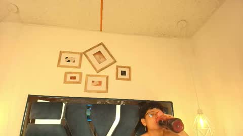 Snapshot of zoe_and_dylan_ chatting on 1, 12, 2025 Zoe and dylan online show from 1, 12, 2025