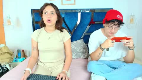 Snapshot of zoe_and_dylan_ chatting on 15, 12, 2025 Zoe and dylan online show from 15, 12, 2025