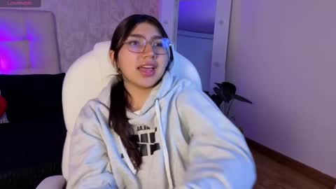 zoe  online show from 7, 10, 2025