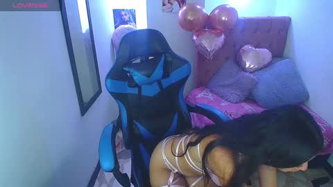 Snapshot of zoe_connor19 chatting on 7, 2, 2025 Z O E online show from 7, 2, 2025