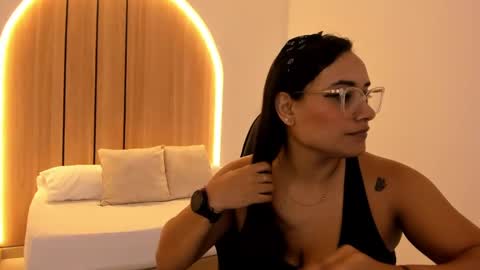 Zoe  online show from 13, 9, 2025