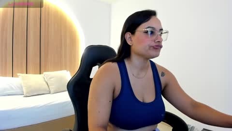 Zoe  online show from 29, 9, 2025