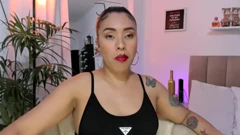 Snapshot of zoe_gruber chatting on 23, 11, 2025 Zoe Gruber online show from 23, 11, 2025