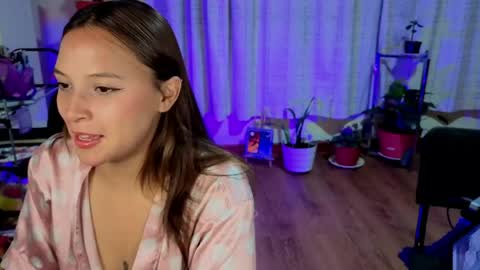 Snapshot of zoe_khall chatting on 25, 4, 2026 ZOE online show from 25, 4, 2026