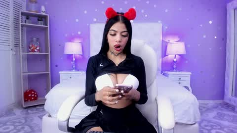 CAMILA online show from 15, 2, 2025