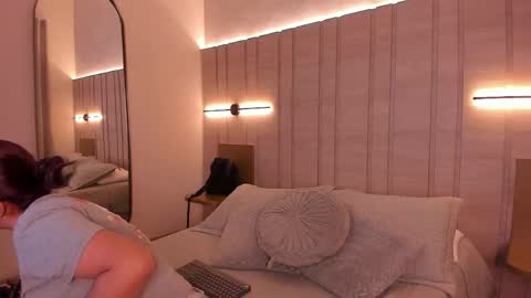 Snapshot of zoe_mhendez chatting on 10, 2, 2026 zoe_mhendez online show from 10, 2, 2026