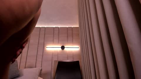 Snapshot of zoe_mhendez chatting on 25, 2, 2026 zoe_mhendez online show from 25, 2, 2026