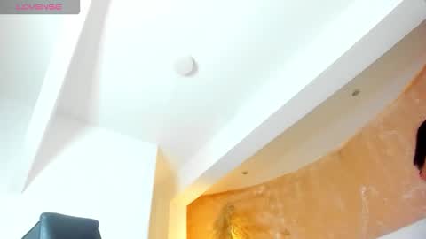 zoe_rose4 online show from 21, 9, 2025