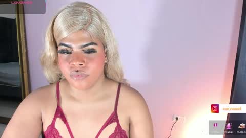 zoe_rosee4 online show from 28, 4, 2026