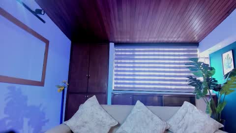 Snapshot of zoe_sttonee chatting on 21, 9, 2025 zoe sttonee online show from 21, 9, 2025