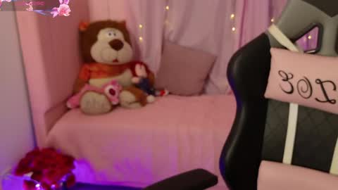 zoe_sullivan_ online show from 18, 5, 2026