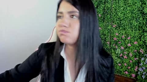 Snapshot of zoe_wattson chatting on 6, 12, 2024 Zoe online show from 6, 12, 2024