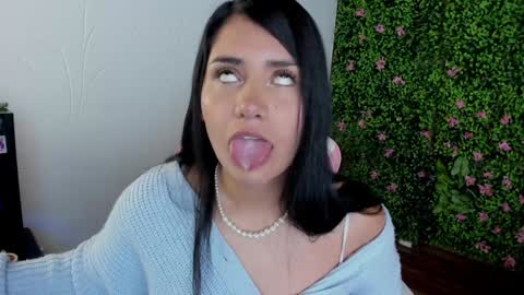 Snapshot of zoe_wattson chatting on 9, 12, 2024 Zoe online show from 9, 12, 2024