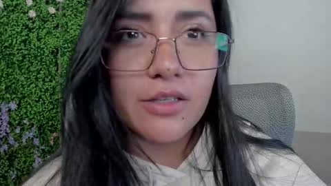 Snapshot of zoe_wattson chatting on 20, 10, 2025 Zoe online show from 20, 10, 2025