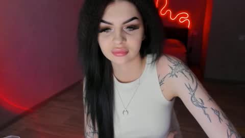 Snapshot of zoedrift chatting on 27, 10, 2025 zoedrift online show from 27, 10, 2025