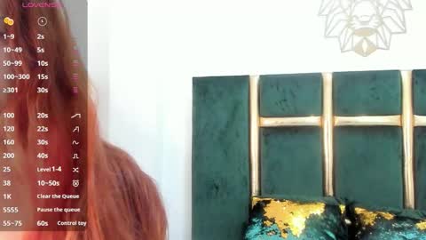 Snapshot of zoee_kiss chatting on 26, 10, 2025 zoee_kiss online show from 26, 10, 2025
