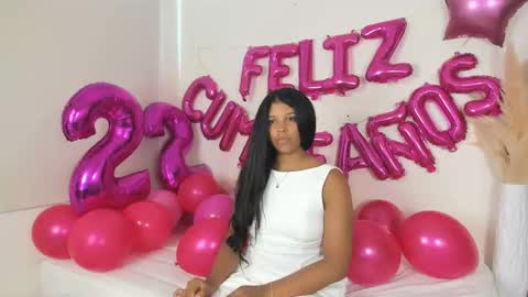 zoegarner10 online show from 21, 12, 2025