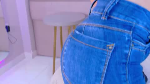 Zoe online show from 6, 3, 2026