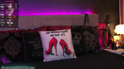 Snapshot of zoemesmerizee chatting on 16, 2, 2026 ZoeMesmerize online show from 16, 2, 2026