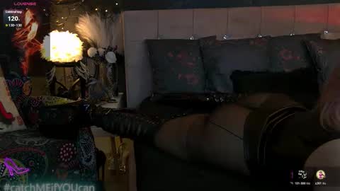 Snapshot of zoemesmerizee chatting on 9, 3, 2026 ZoeMesmerize online show from 9, 3, 2026