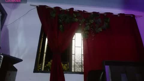 zoemi online show from 10, 2, 2026