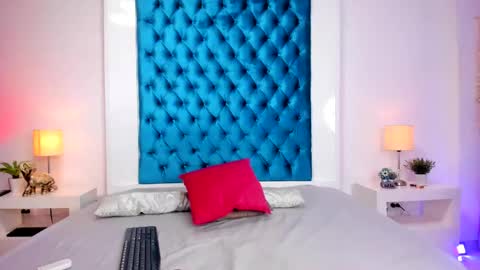 Snapshot of zoesantanna_ chatting on 16, 5, 2026 Zoe Santana online show from 16, 5, 2026