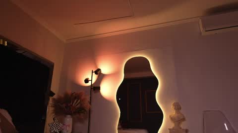 Snapshot of zoevidal_ chatting on 8, 4, 2026 zoevidal_ online show from 8, 4, 2026