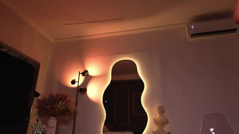 Snapshot of zoevidal_ chatting on 16, 4, 2026 zoevidal_ online show from 16, 4, 2026