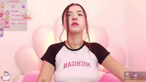 Snapshot of zoewillian chatting on 28, 4, 2026 zoewillian online show from 28, 4, 2026