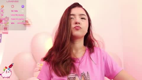 Snapshot of zoewillian chatting on 24, 5, 2026 zoewillian online show from 24, 5, 2026