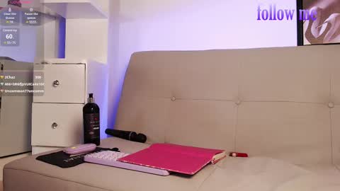 Snapshot of zoey_fox_ chatting on 10, 2, 2025 zoey fox online show from 10, 2, 2025