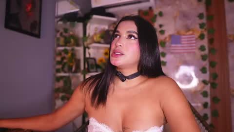 zoey fox  online show from 12, 7, 2026