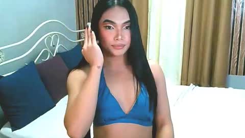 Snapshot of zoey_pleasure chatting on 25, 11, 2025 zoey online show from 25, 11, 2025