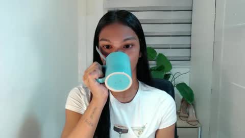 Snapshot of zoeygorgeous19 chatting on 14, 2, 2025 zoey online show from 14, 2, 2025