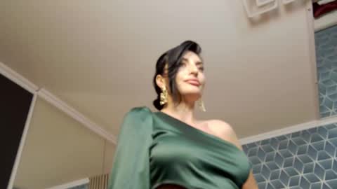Snapshot of zoeylarkens chatting on 17, 2, 2025 Zoey online show from 17, 2, 2025