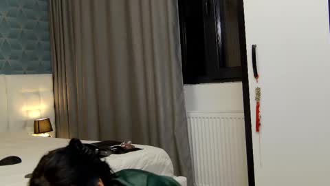Snapshot of zoeylarkens chatting on 21, 2, 2025 Zoey online show from 21, 2, 2025