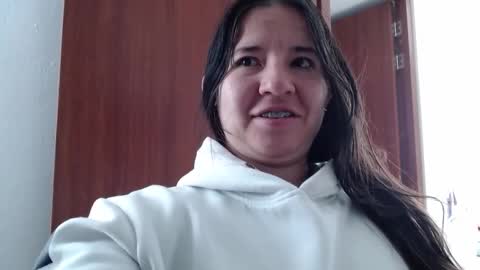 Snapshot of zohe_ chatting on 19, 1, 2025 zohe online show from 19, 1, 2025