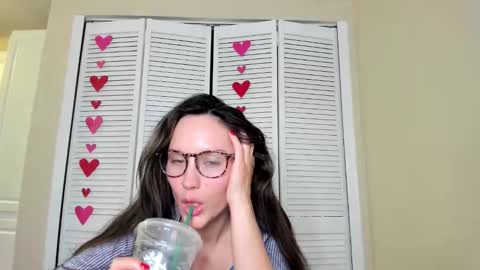 Zoie online show from 7, 2, 2026